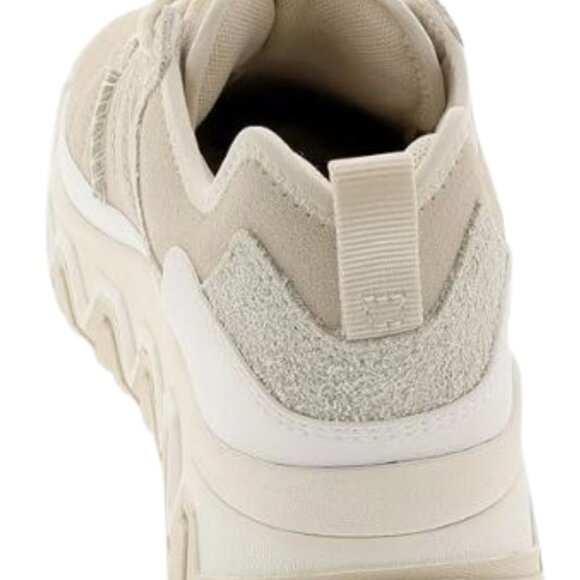 UGG CapTrail Low Light Beige Waterproof Suede Shoes Women’s 1161830 US Size 8.5 - Picture 4 of 5